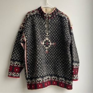 Dale of Norway Pullover Sweater